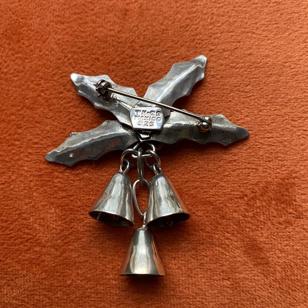 Estate TAXCO Sterling Silver Holly & Bells Christmas Brooch Large 20 grams - Picture 2 of 3